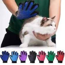 PetzyPaws™ Grooming Glove – Love in Every Stroke
